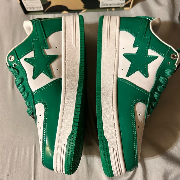 Bapesta Green/White Size 7 Pre owned Like new - Picture 2 of 5